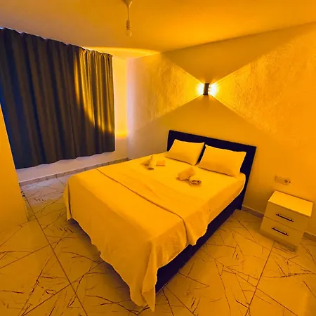 Star Otel-13 Apartment *